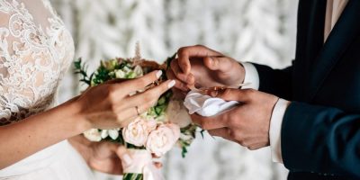 Indagine Istat: ci si sposa di più, ma sempre p...