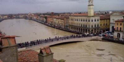 Il maltempo flagella l’Italia, esondazion...
