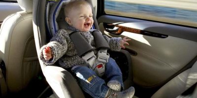 Obbligatori da domani i seggiolini antiabbandono