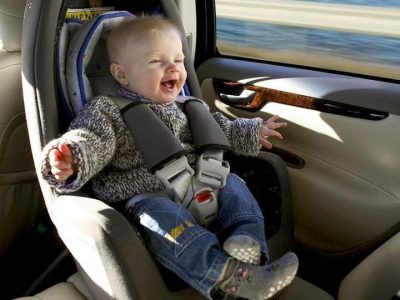Obbligatori da domani i seggiolini antiabbandono