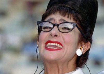 Anna Marchesini, il volto di caricature femminili indimenticabili