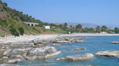 Nella Locride arrestati due iraniani che si fingevano turisti