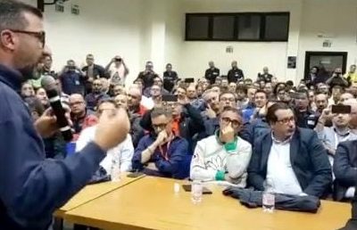 Nuovo piano del governo per l’ex Ilva, mentre Conte parla con gli operai