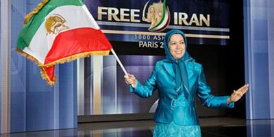 Iran, alle proteste democratiche il regime reag...