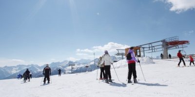 La ski area in Val di Pejo, prima al mondo plas...