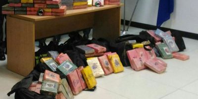 Sequestrate 1,2 tonnellate di cocaina nel porto...