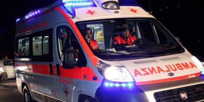 Torino, ciclista muore travolto da una volante della polizia