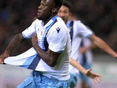 La Lazio nel recupero ribalta il risultato a Cagliari: 1-2