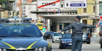 Fermati alla frontiera  svizzera con assegno da...