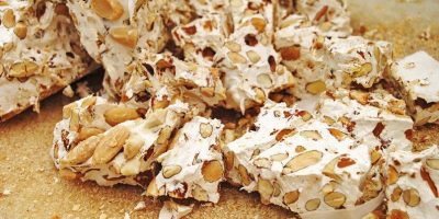 Dolci della tradizione natalizia: il torrone