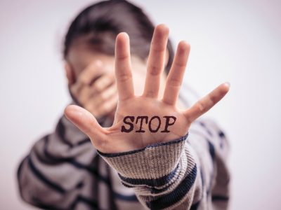 Disatteso il diritto alla protezione delle donne vittime di violenza