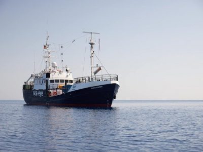 Sbarcheranno a Pozzalo i 32 della Alan Kurdi, l’accordo di Malta scricchiola?