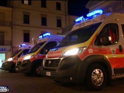 Fronte fra due auto, un 17enne era alla guida di una Polo