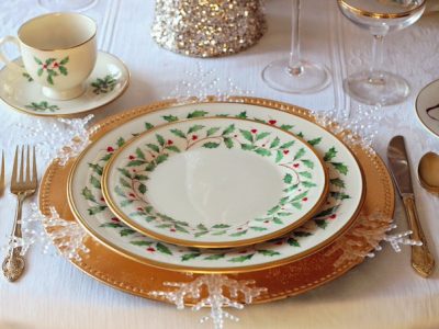 Capodanno, la spesa per il cenone sale a 94 euro a famiglia (+14%)