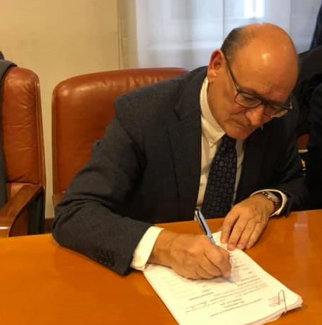 La firma del  Contratto della dirigenza medica e sanitaria 