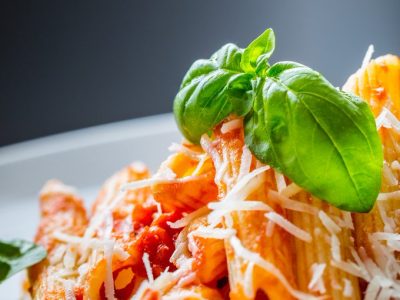 Mangiare la pasta a cena fa male? La parola agli esperti