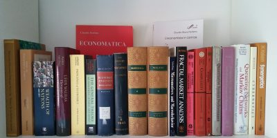 Uscire o restare nell’eurozona? Una monet...