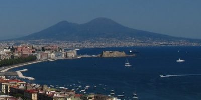 Scossa di magnitudo 2.8 vicino Napoli. L’...