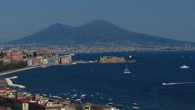 Scossa di magnitudo 2.8 vicino Napoli. L’Italia dei terremoti