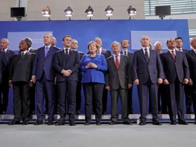 Vertice di Berlino sulla Libia: colloqui separati per Haftar e Al Sarraj con la Merkel