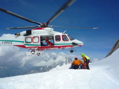 Sciatore precipita per 40 metri nel vuoto: lo salva la neve alta
