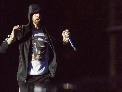 A sorpresa un nuovo album di Eminem contro le armi