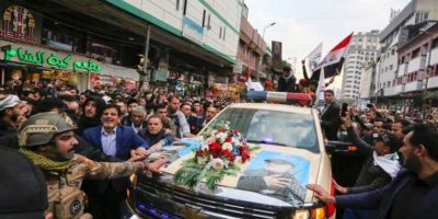 Ai funerali di Soleimani in migliaia scandiscon...