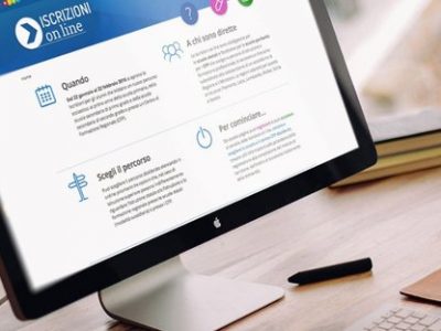 Iscrizioni scolastiche online al via: uno studente su due indeciso sulla scelta