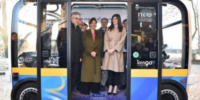 Sperimentato Olli, il primo minibus a guida aut...