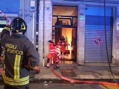 Bari, docente universitaria muore nel rogo d’un alloggio