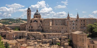 Alla spasso per Urbino, la città ideale del Rin...