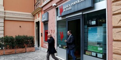 Banca popolare di Bari, emergono favori agli &#...