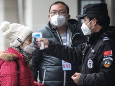 Cina, timore per il ‘contagio di ritorno’: 4 nuovi casi a Wuhan