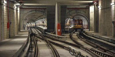 Schiacciato da un blocco di cemento nel cantier...