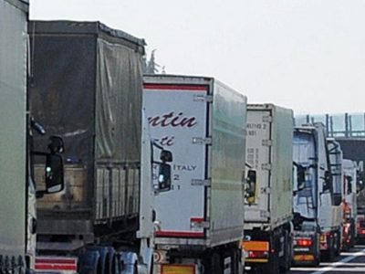 Da Silvi l’allarme per i ponti della Ss 16 dove transitano migliaia di Tir