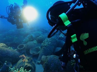 Rinvenuta una pistola e munizioni sul fondale marino vibonese