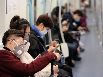 Virus Cina: 132 i morti, mentre i contagi giornalieri diminuiscono