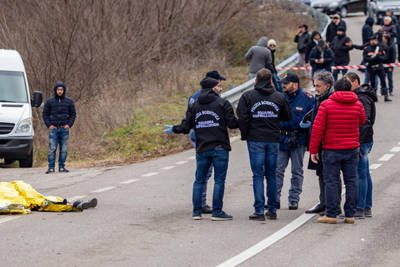 Travolto e ucciso dall’auto dei tifosi avversari, si indaga sulla volontarietà