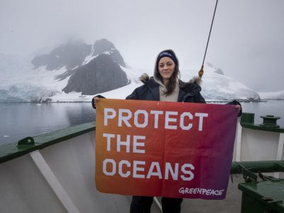 Clima: due navi di Greenpeace in Antartide per missione scientifica