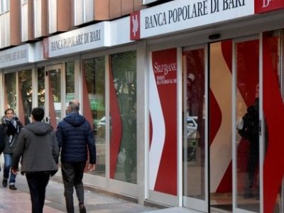 Banca popolare di Bari, votato l’aiutino dopo il commissariamento
