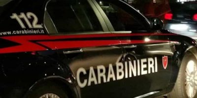 Rinvenuti in un appartamento due cadaveri con f...