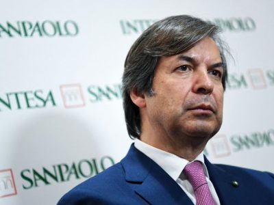 Intesa Sanpaolo lancia un’offerta per Ubi banca da 4,9 miliardi di euro