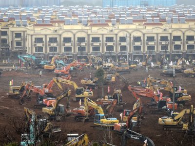Cina, da domani operativo il primo ospedale speciale costruito in tempi record