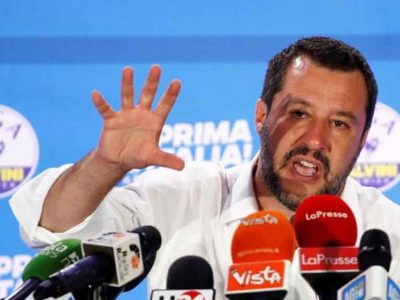 Salvini “Questo governo è una gioia per gli scafisti e trafficanti di uomini” La situ...