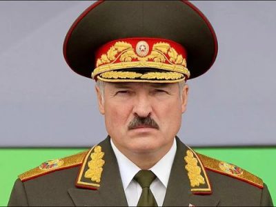 La soluzione di Lukascenko per combattere il Coronavirus: “Fare la sauna, bere tanta vodka ...