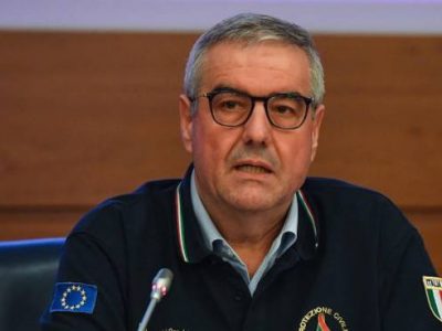 Coronavirus, Borrelli: “Numeri in calo, ma non bisogna abbassare la guardia”