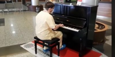 Un medico di Varese a fine turno ha suonato ...