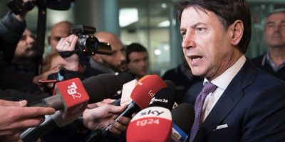 Coronavirus, Conte: “Seguiamo le regole e...