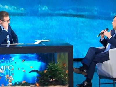 Video: quando due mesi fa in tv si affermava che il rischio di contagio era “pari a zero...