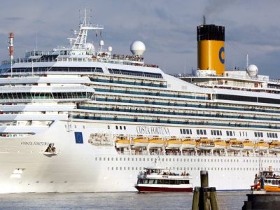 Coronavirus, respinta a Phuket la nave Costa Fortuna con 173 italiani